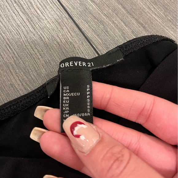 f21 top - Picture 3 of 3